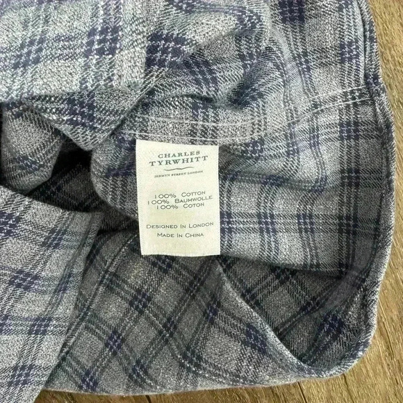 Charles Tyrwhitt button up shirt. Men’s size medium, extra slim fit. Blue plaid. - Picture 5 of 6